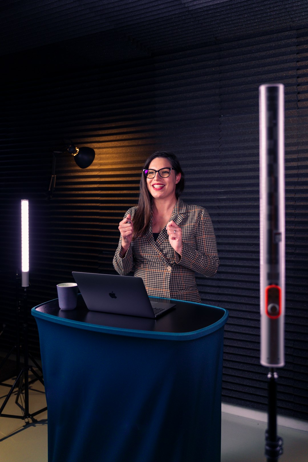 Adapting GenPPT for Marketing and Sales Presentations