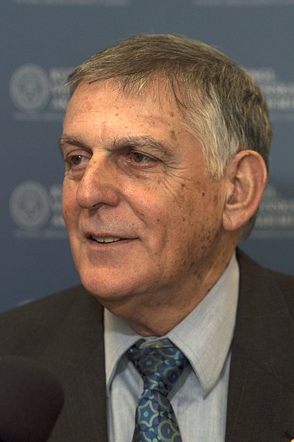 Shechtman, Dan